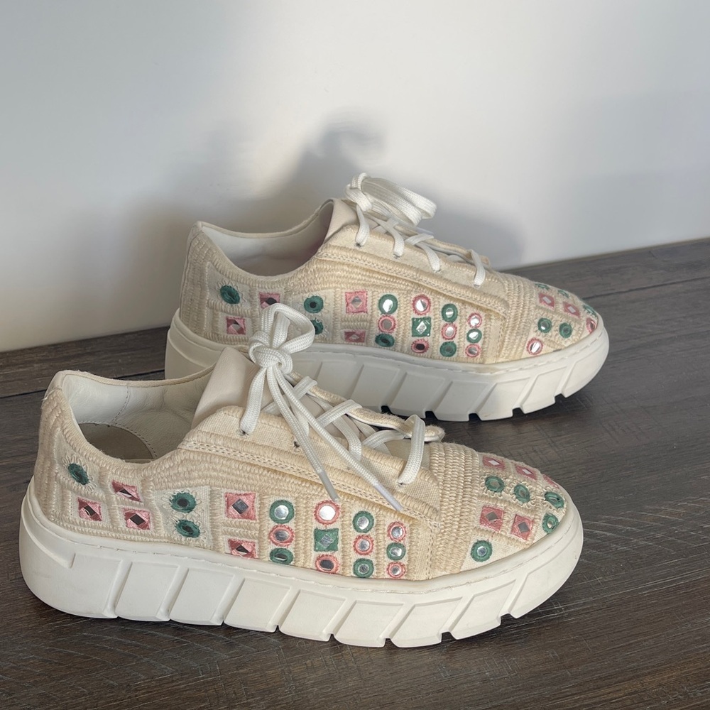 Free People Catch Me If You Can Mirror Combo Crochet Sneakers Size 38 US 8 Boho - Picture 3 of 10